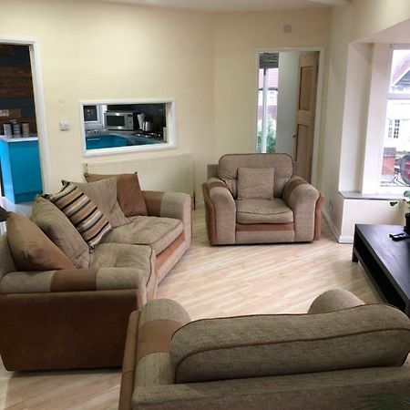 Treetops Flat2 Hall Green B28 Birmingham Eksteriør bilde