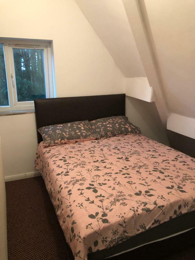 Treetops Flat2 Hall Green B28 Birmingham Eksteriør bilde