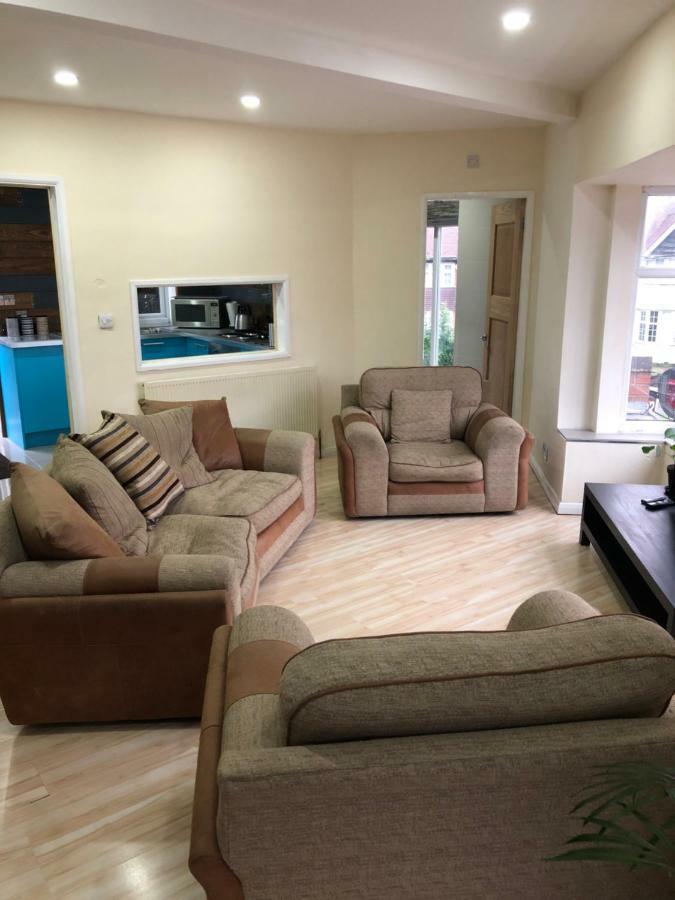 Treetops Flat2 Hall Green B28 Birmingham Eksteriør bilde