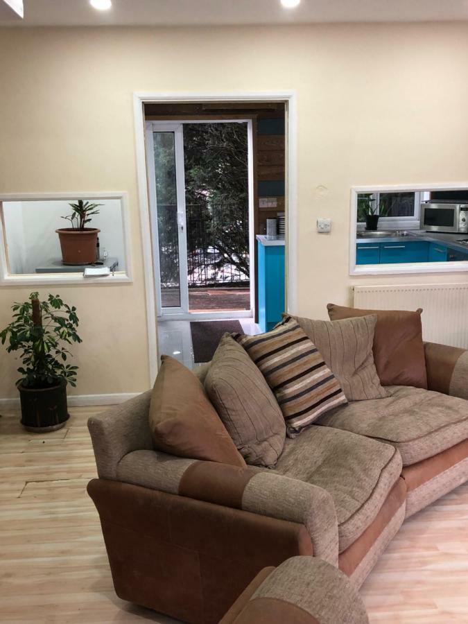 Treetops Flat2 Hall Green B28 Birmingham Eksteriør bilde